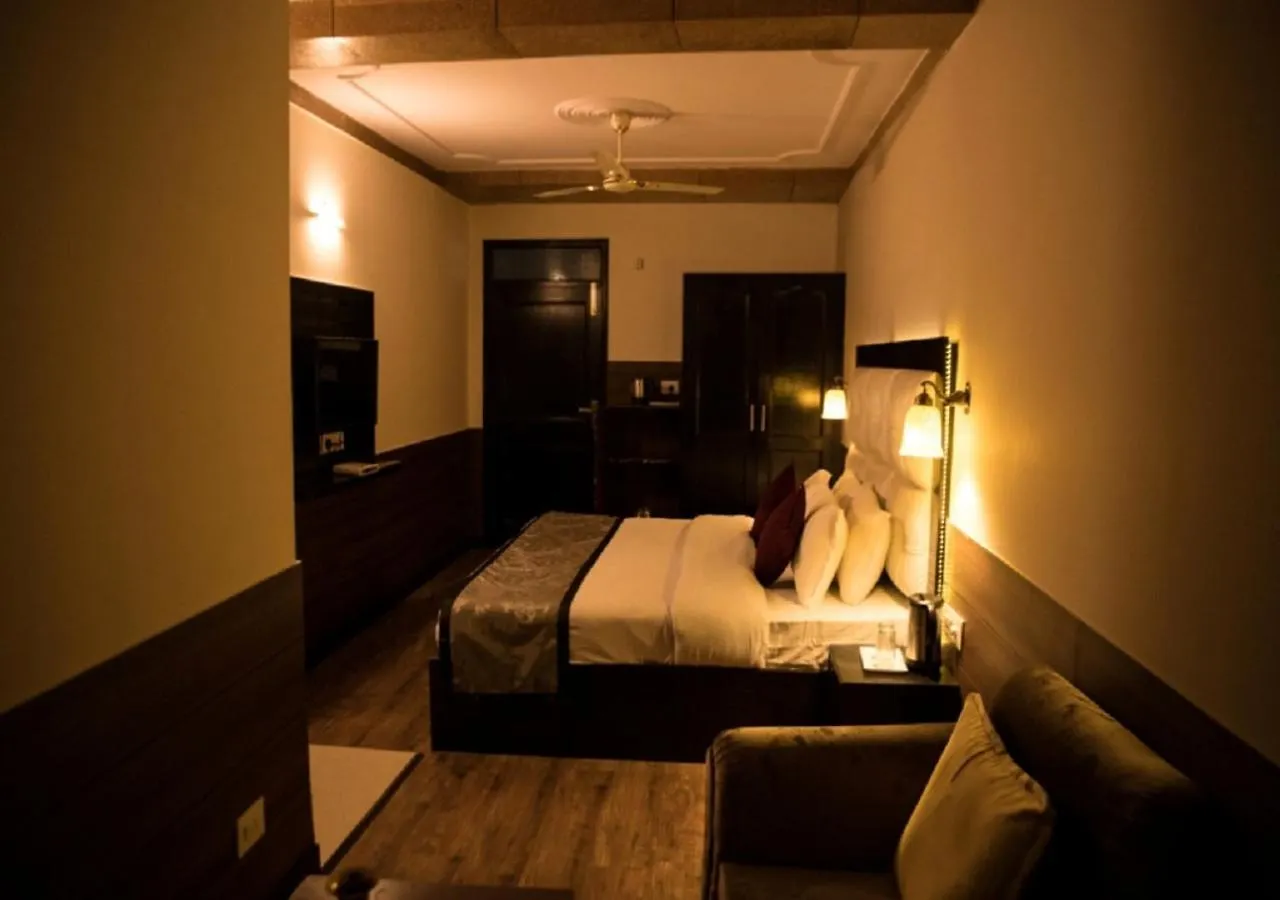 Hotel Apple Rose Shimla