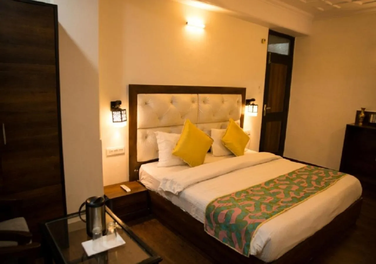 Hotel Apple Rose Shimla