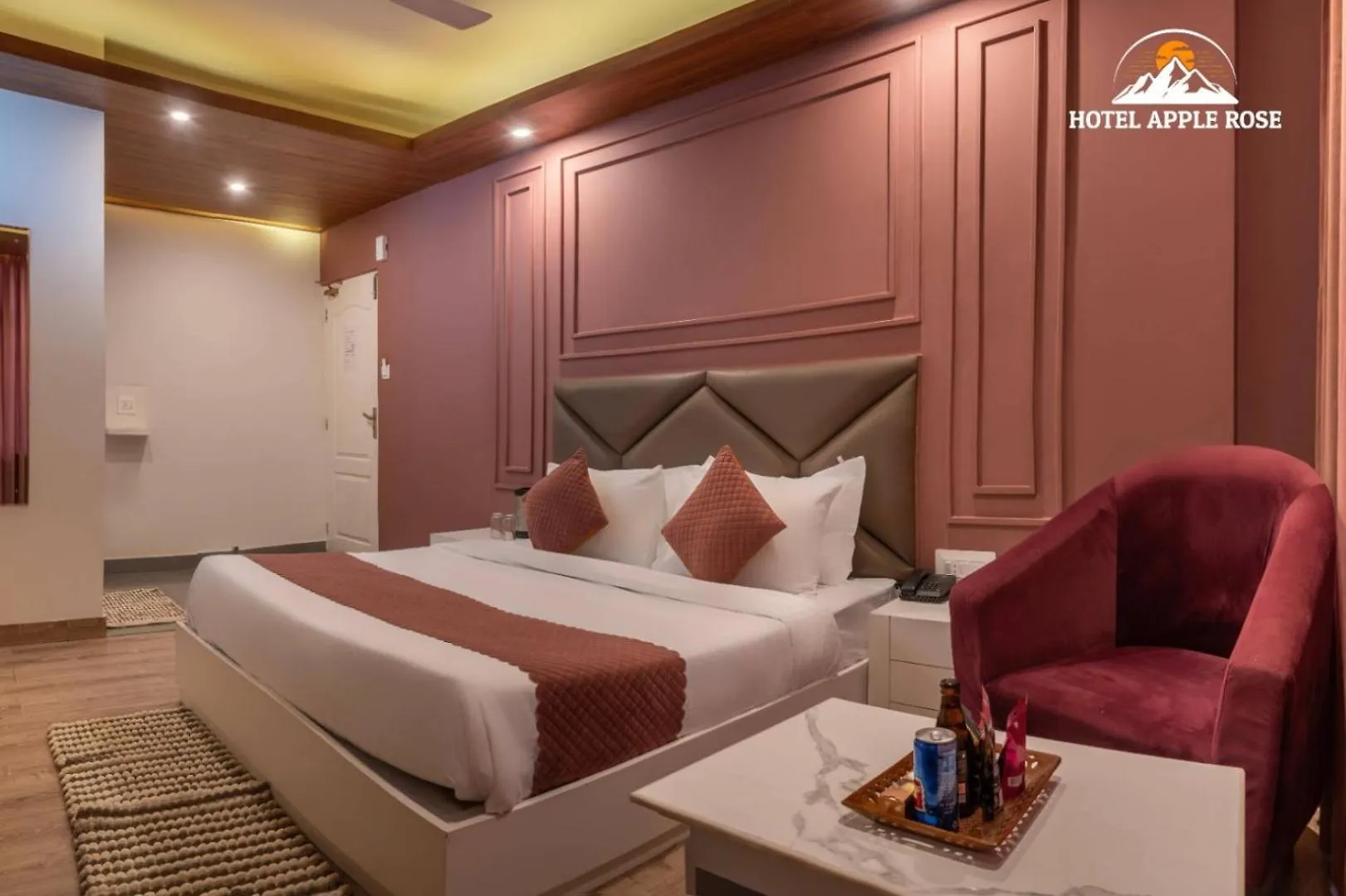 Hotel Apple Rose Shimla 2*,  India